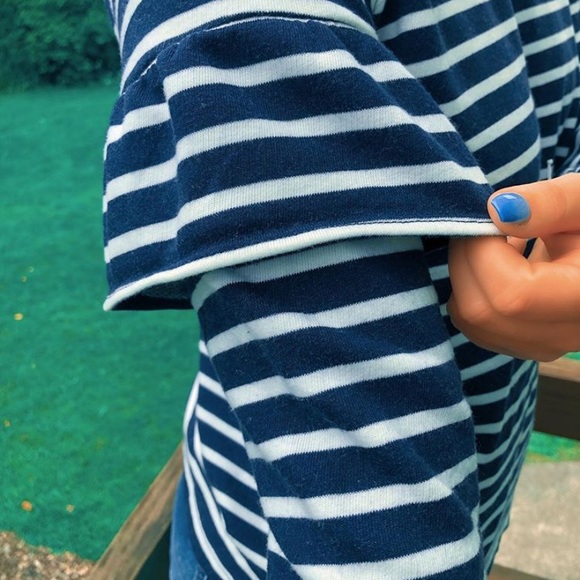 Sweatshirt - Picture 2 of 3